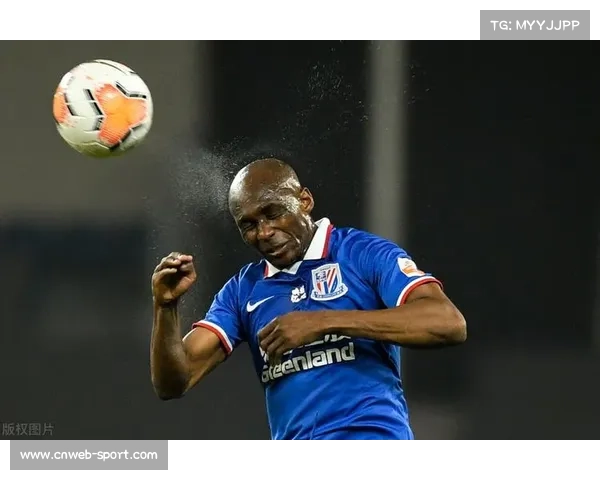 马丁内斯・巴莱罗球场草皮完成冬季养护，达到西甲检测标准