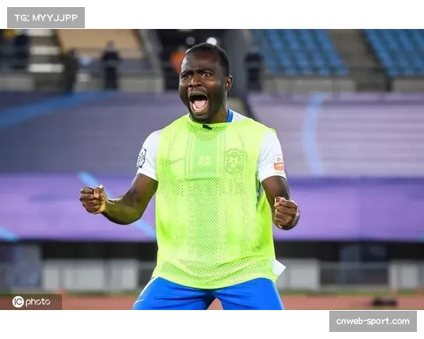 大连英博接近签下33岁加纳前锋阿奇姆彭,熟悉中超成引援考量 大连英博接近签下33岁加纳前锋阿奇姆彭,熟悉中超成引援考量